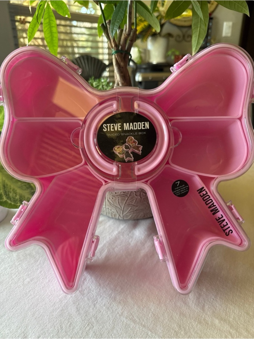 Steve Madden Pink Bow Divided Snackle Box Viral TikTok